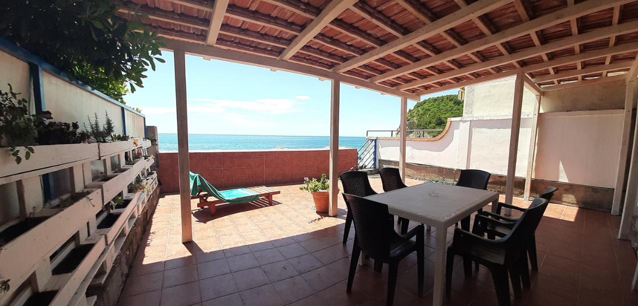 Beach House Buljarica Petrovac Eksteriør bilde